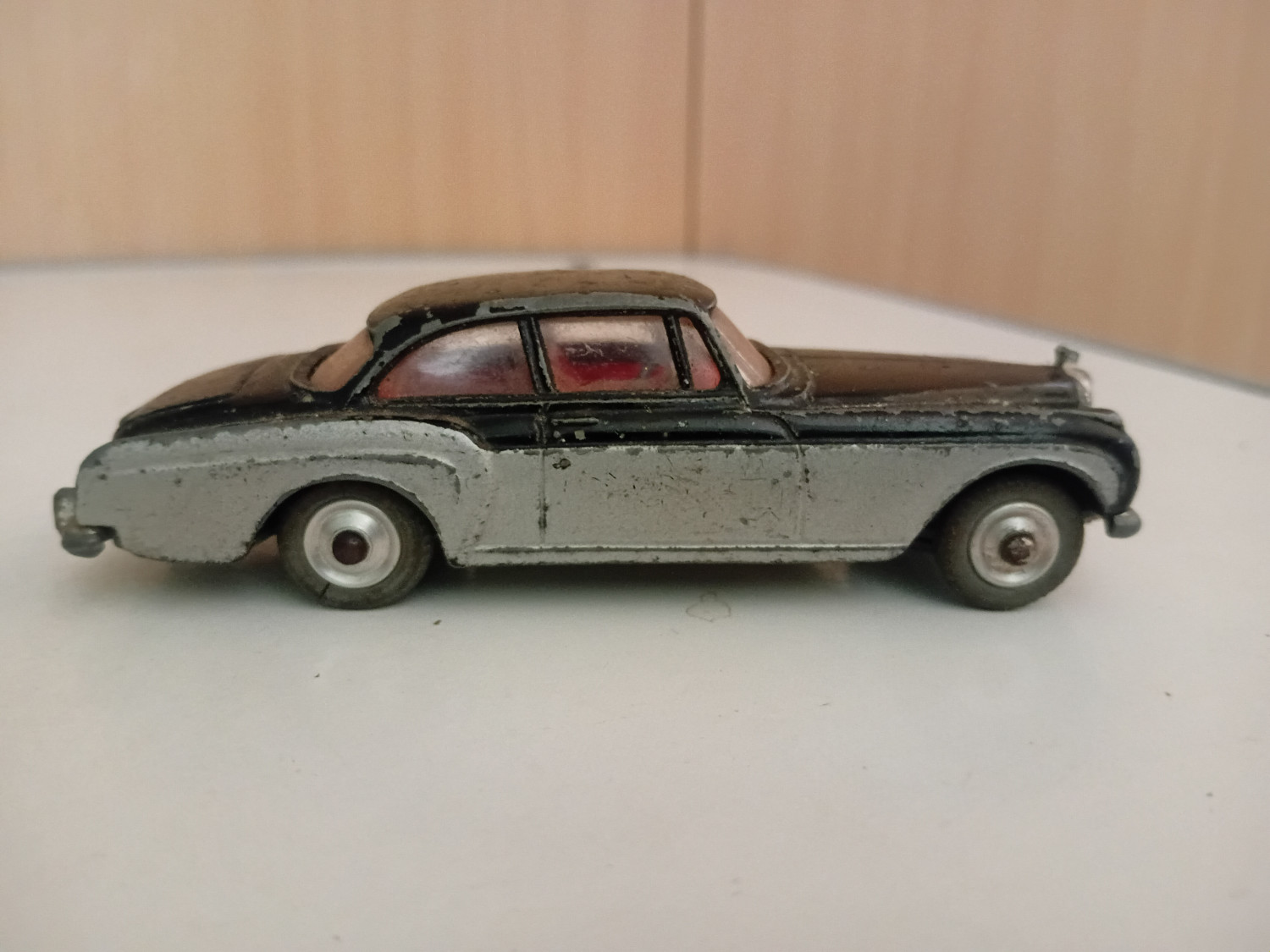 Bentley Continental sports Saloon